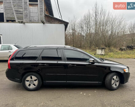 Черный Вольво В50, объемом двигателя 1.56 л и пробегом 213 тыс. км за 6599 $, фото 3 на Automoto.ua