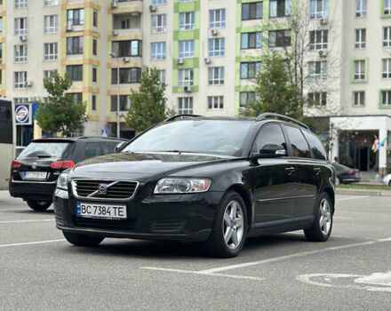 Черный Вольво В50, объемом двигателя 2 л и пробегом 279 тыс. км за 8100 $, фото 6 на Automoto.ua