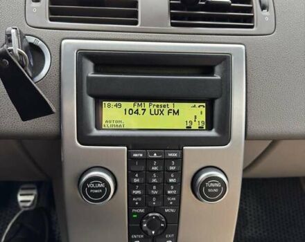 Черный Вольво В50, объемом двигателя 1.6 л и пробегом 299 тыс. км за 7000 $, фото 19 на Automoto.ua