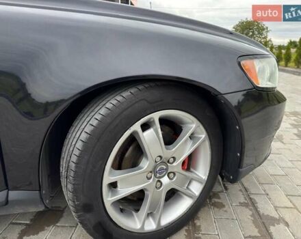 Черный Вольво В50, объемом двигателя 1.6 л и пробегом 299 тыс. км за 7000 $, фото 6 на Automoto.ua