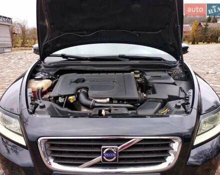 Вольво В50 2009 в Казанке на Automoto.ua Черный Вольво В50, объемом двигателя 1.6 л и пробегом 224 тыс. км за 6500 $, фото 23 на Automoto.ua