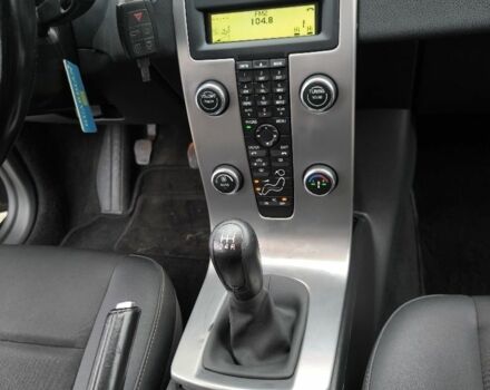 Черный Вольво В50, объемом двигателя 0 л и пробегом 190 тыс. км за 5550 $, фото 17 на Automoto.ua