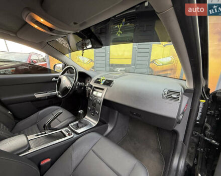 Чорний Вольво V50, об'ємом двигуна 1.6 л та пробігом 285 тис. км за 6999 $, фото 25 на Automoto.ua