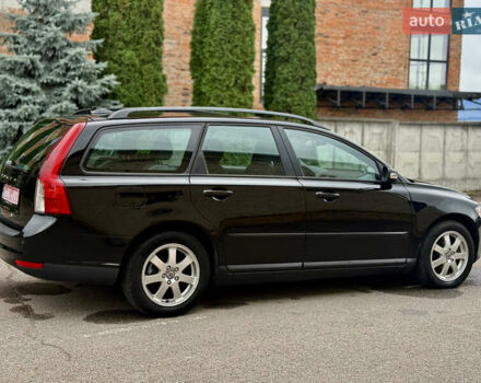 Черный Вольво В50, объемом двигателя 1.6 л и пробегом 191 тыс. км за 5699 $, фото 4 на Automoto.ua