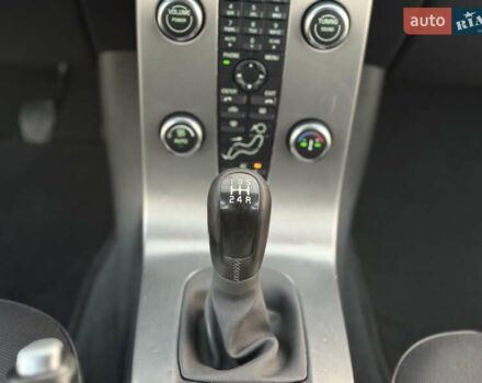 Чорний Вольво V50, об'ємом двигуна 1.6 л та пробігом 225 тис. км за 6950 $, фото 106 на Automoto.ua