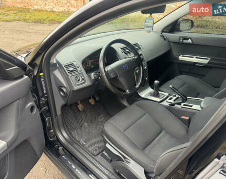 Черный Вольво В50, объемом двигателя 1.56 л и пробегом 213 тыс. км за 6599 $, фото 35 на Automoto.ua