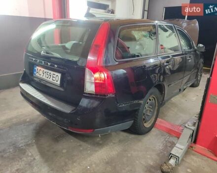 Чорний Вольво V50, об'ємом двигуна 1.6 л та пробігом 234 тис. км за 2700 $, фото 6 на Automoto.ua