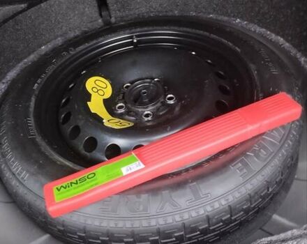 Черный Вольво В50, объемом двигателя 1.56 л и пробегом 235 тыс. км за 6750 $, фото 45 на Automoto.ua