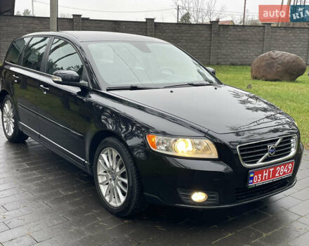 Черный Вольво В50, объемом двигателя 1.8 л и пробегом 189 тыс. км за 6950 $, фото 4 на Automoto.ua