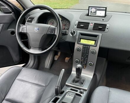 Черный Вольво В50, объемом двигателя 1.8 л и пробегом 189 тыс. км за 6950 $, фото 9 на Automoto.ua