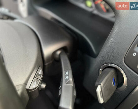 Чорний Вольво V50, об'ємом двигуна 1.6 л та пробігом 225 тис. км за 6950 $, фото 115 на Automoto.ua