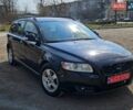 Черный Вольво В50, объемом двигателя 1.6 л и пробегом 251 тыс. км за 6100 $, фото 1 на Automoto.ua