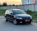 Черный Вольво В50, объемом двигателя 1.6 л и пробегом 272 тыс. км за 6800 $, фото 1 на Automoto.ua