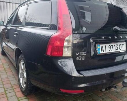 Черный Вольво В50, объемом двигателя 1.6 л и пробегом 185 тыс. км за 7300 $, фото 4 на Automoto.ua