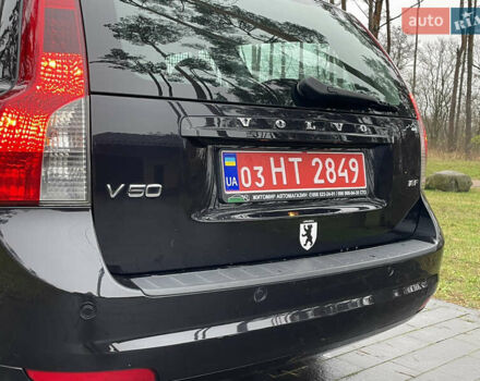 Черный Вольво В50, объемом двигателя 1.8 л и пробегом 189 тыс. км за 6950 $, фото 16 на Automoto.ua