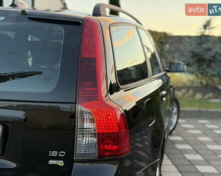 Чорний Вольво V50, об'ємом двигуна 1.6 л та пробігом 225 тис. км за 6950 $, фото 86 на Automoto.ua