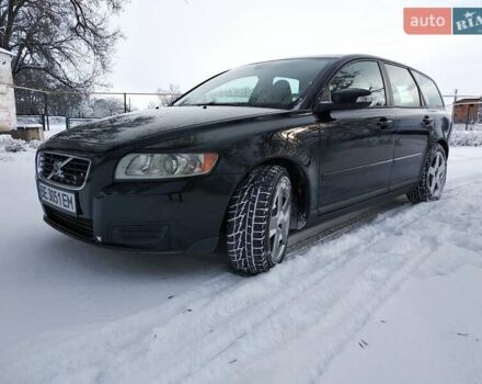 Вольво В50 2009 в Казанке на Automoto.ua Черный Вольво В50, объемом двигателя 1.6 л и пробегом 224 тыс. км за 6500 $, фото 2 на Automoto.ua