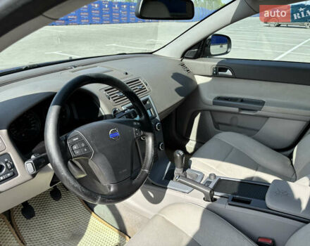 Чорний Вольво V50, об'ємом двигуна 1.6 л та пробігом 285 тис. км за 6550 $, фото 8 на Automoto.ua