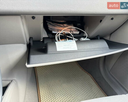 Чорний Вольво V50, об'ємом двигуна 1.6 л та пробігом 285 тис. км за 6550 $, фото 27 на Automoto.ua