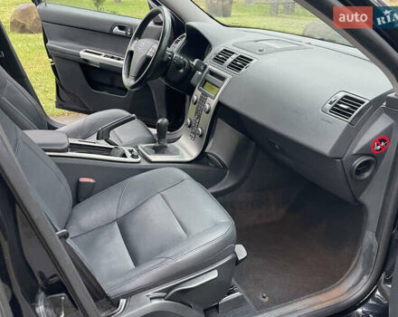 Черный Вольво В50, объемом двигателя 1.8 л и пробегом 189 тыс. км за 6950 $, фото 27 на Automoto.ua