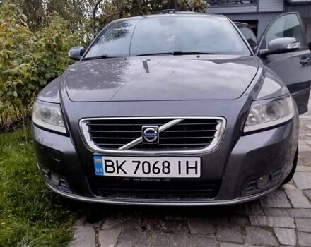 Черный Вольво В50, объемом двигателя 2 л и пробегом 306 тыс. км за 7500 $, фото 14 на Automoto.ua