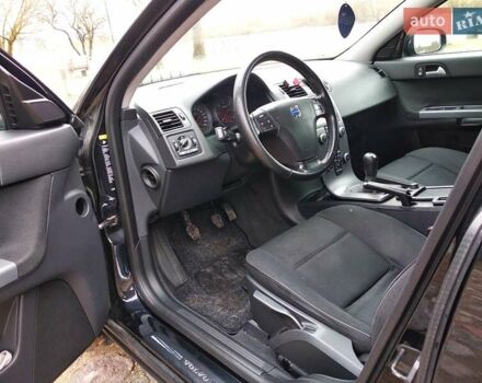 Вольво В50 2009 в Казанке на Automoto.ua Черный Вольво В50, объемом двигателя 1.6 л и пробегом 224 тыс. км за 6500 $, фото 14 на Automoto.ua