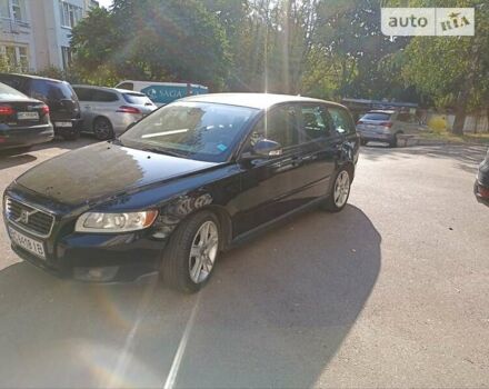 Черный Вольво В50, объемом двигателя 1.56 л и пробегом 297 тыс. км за 6300 $, фото 2 на Automoto.ua