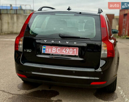 Чорний Вольво V50, об'ємом двигуна 1.6 л та пробігом 191 тис. км за 5499 $, фото 6 на Automoto.ua