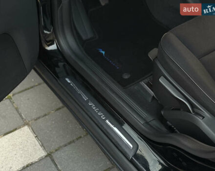 Чорний Вольво V50, об'ємом двигуна 1.6 л та пробігом 225 тис. км за 6899 $, фото 112 на Automoto.ua