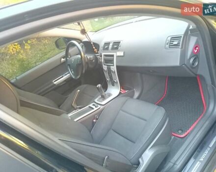 Чорний Вольво V50, об'ємом двигуна 1.6 л та пробігом 278 тис. км за 7600 $, фото 2 на Automoto.ua