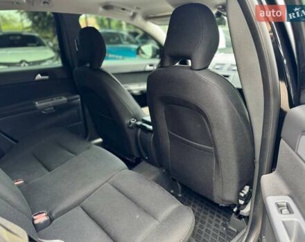 Черный Вольво В50, объемом двигателя 1.6 л и пробегом 187 тыс. км за 7900 $, фото 14 на Automoto.ua