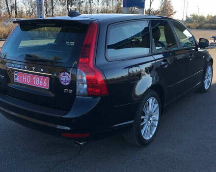 Черный Вольво В50, объемом двигателя 2 л и пробегом 269 тыс. км за 10350 $, фото 4 на Automoto.ua
