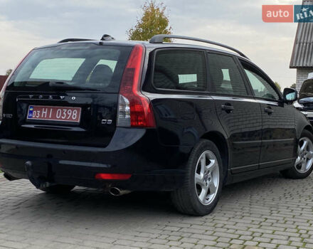 Черный Вольво В50, объемом двигателя 2 л и пробегом 279 тыс. км за 9400 $, фото 12 на Automoto.ua