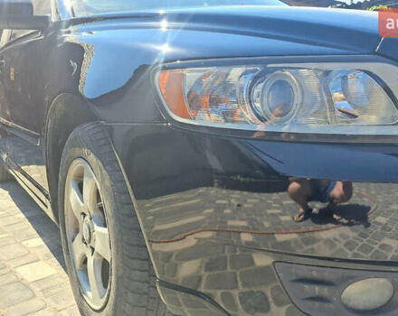 Черный Вольво В50, объемом двигателя 1.56 л и пробегом 237 тыс. км за 7000 $, фото 1 на Automoto.ua