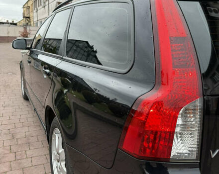 Чорний Вольво V50, об'ємом двигуна 1.6 л та пробігом 233 тис. км за 7799 $, фото 19 на Automoto.ua