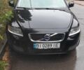 Черный Вольво В50, объемом двигателя 1.6 л и пробегом 216 тыс. км за 8977 $, фото 1 на Automoto.ua