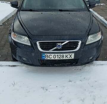 Чорний Вольво V50, об'ємом двигуна 1.56 л та пробігом 240 тис. км за 6100 $, фото 1 на Automoto.ua