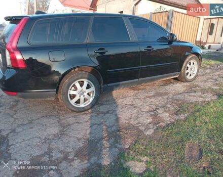 Черный Вольво В50, объемом двигателя 1.6 л и пробегом 186 тыс. км за 6700 $, фото 4 на Automoto.ua