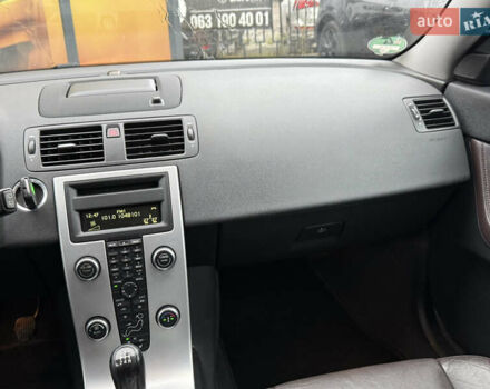 Черный Вольво В50, объемом двигателя 1.6 л и пробегом 263 тыс. км за 6999 $, фото 22 на Automoto.ua