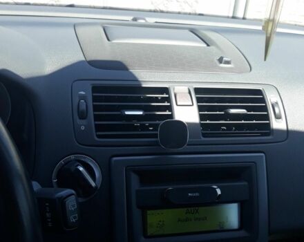 Чорний Вольво V50, об'ємом двигуна 1.6 л та пробігом 258 тис. км за 7800 $, фото 18 на Automoto.ua