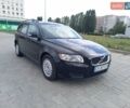 Черный Вольво В50, объемом двигателя 1.6 л и пробегом 169 тыс. км за 7950 $, фото 1 на Automoto.ua