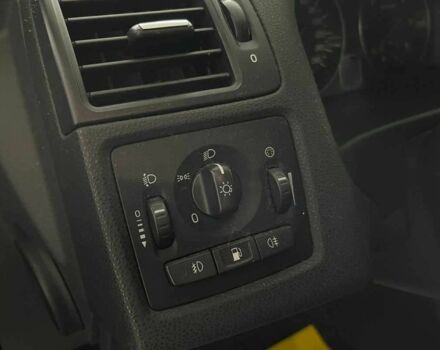 Чорний Вольво V50, об'ємом двигуна 1.6 л та пробігом 270 тис. км за 7000 $, фото 11 на Automoto.ua