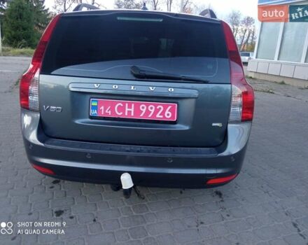 Черный Вольво В50, объемом двигателя 1.6 л и пробегом 251 тыс. км за 6999 $, фото 4 на Automoto.ua