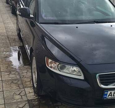 Черный Вольво В50, объемом двигателя 1.6 л и пробегом 160 тыс. км за 9300 $, фото 2 на Automoto.ua
