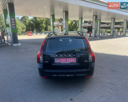 Черный Вольво В50, объемом двигателя 1.6 л и пробегом 258 тыс. км за 7750 $, фото 5 на Automoto.ua