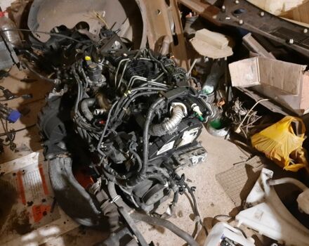 Чорний Вольво V50, об'ємом двигуна 1.6 л та пробігом 230 тис. км за 2000 $, фото 4 на Automoto.ua