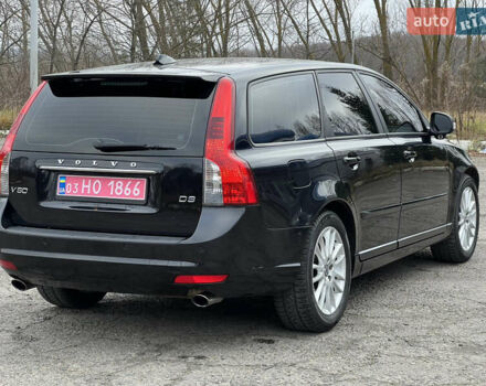 Чорний Вольво V50, об'ємом двигуна 2 л та пробігом 268 тис. км за 10250 $, фото 4 на Automoto.ua