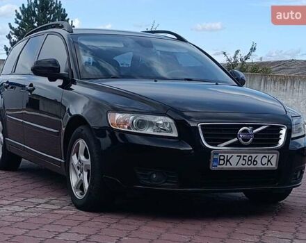 Черный Вольво В50, объемом двигателя 1.56 л и пробегом 250 тыс. км за 6999 $, фото 5 на Automoto.ua