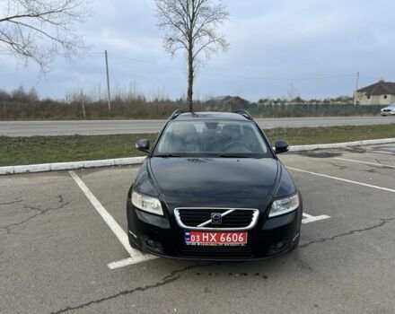Черный Вольво В50, объемом двигателя 1.6 л и пробегом 204 тыс. км за 7222 $, фото 2 на Automoto.ua