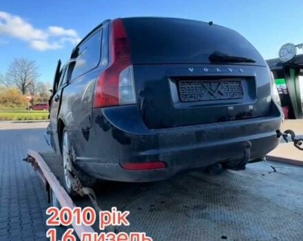 Черный Вольво В50, объемом двигателя 1.6 л и пробегом 227 тыс. км за 3200 $, фото 3 на Automoto.ua